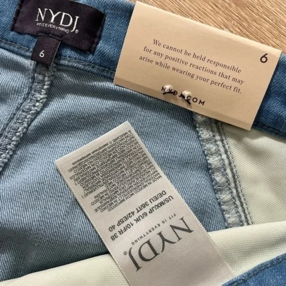 NYDJ light wash Skinny Jeans slimming lift tuck technology contour ami crop sz 6 - Picture 8 of 10